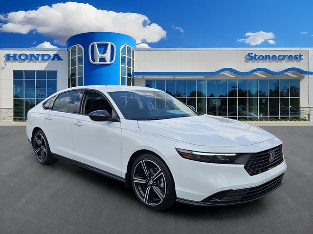 2026 Honda Accord SE in Platinum White Pearl — front three-quarter view